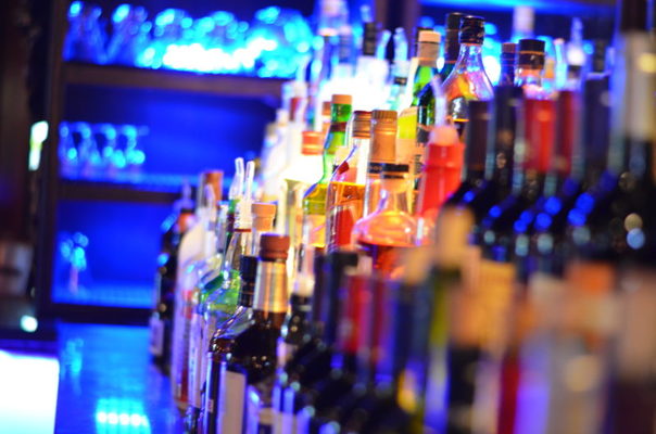 ¿Has pensado montar un bar? !Pues cuesta un pastizal!