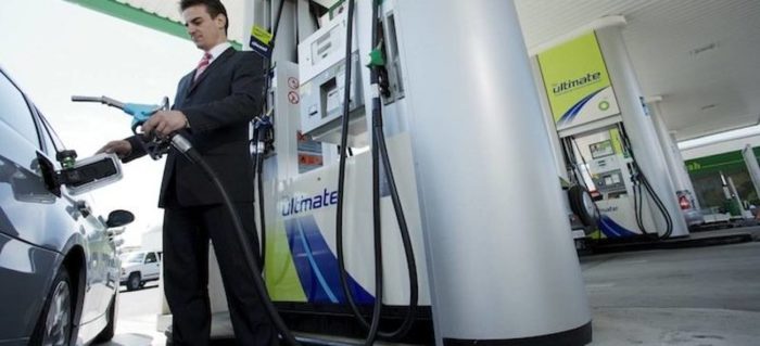 Prepárate. La gasolina subirá a principios de año