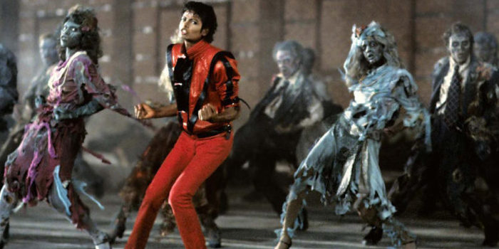 La curiosa razón por la que te afecta tanto la muerte de un famoso 11 Merca2.es michael jackson thriller 30 aniversario video e1482934346491 Merca2.es