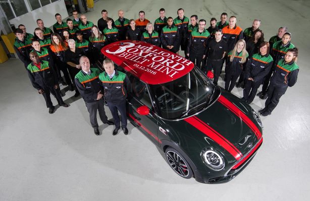 Tres millones de coches, el mayor hito en la historia de la fábrica de Mini