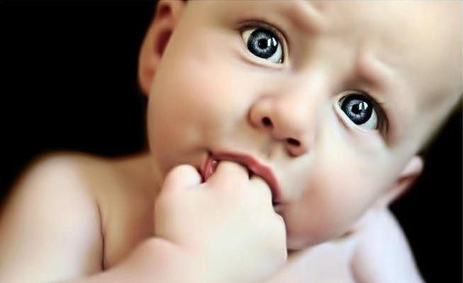 ¿Es bueno para la salud morderse las uñas? 27 Merca2.es morderse las unas casi hasta el codo