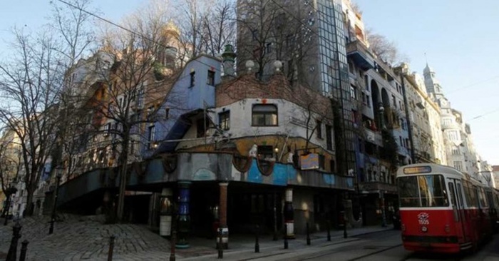 La primera ciudad en la que las cafeterías te cobran por cargar el móvil 31 Merca2.es cargar el movil