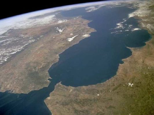 Pronto habrá un nuevo continente en la Tierra 94 Merca2.es El agua está en la placa somalí
