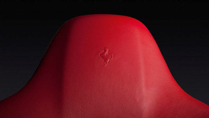 Ferrari trae Cockpit, una silla única para embellecer tu oficina