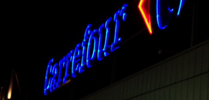 Carrefour quiere huir de las críticas a su departamento de electrónica