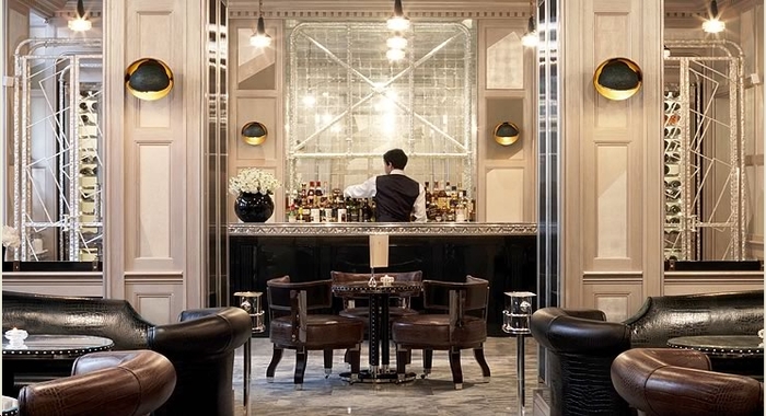 2332Connaught Bar optimised Merca2.es