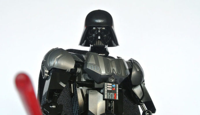 Inditex busca que ‘la fuerza le acompañe’ y sigue la estela de Primark