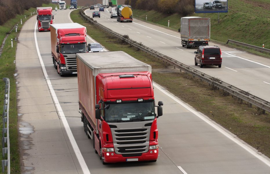Transporte pide al Gobierno negociar con Reino Unido el retorno de los camioneros atrapados