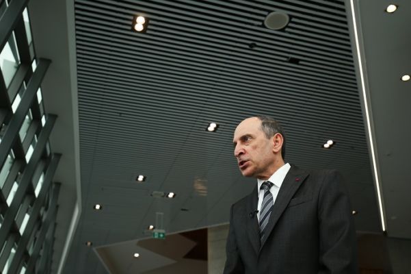 El jefe de Qatar Airways ha pedido disculpas por el comentario machista