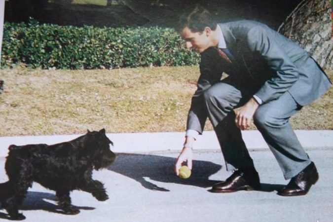 10 curiosidades sobre Felipe VI 36 Merca2 perro Merca2