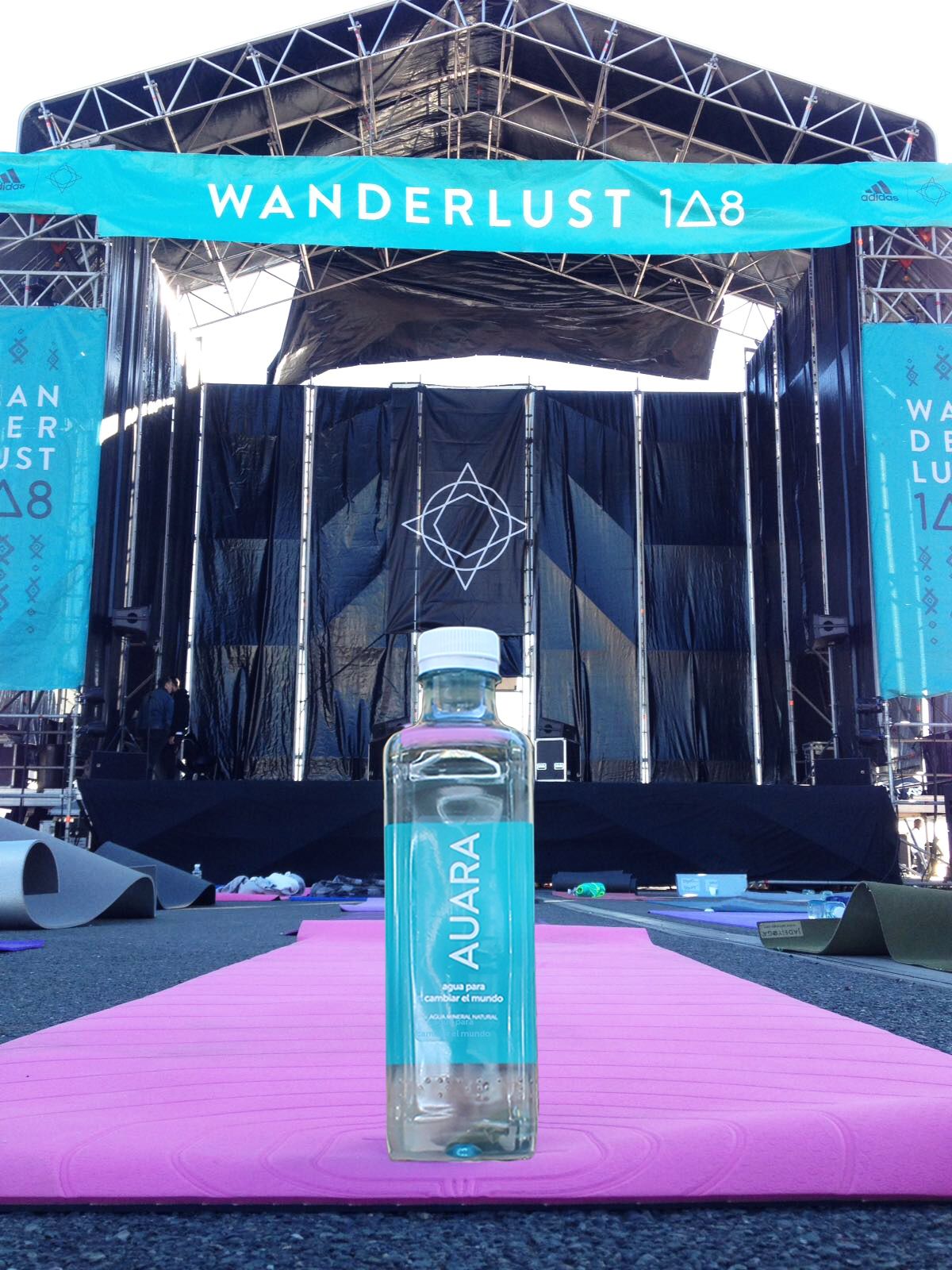 Auara será el agua oficial de Wanderlust 108, evento mundial de yoga y meditación