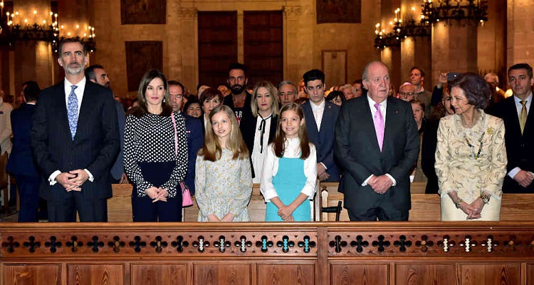 Felipe VI molesto con Letizia
