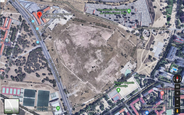 Una promoción de 650 viviendas en Madrid convertida en un basurero 2 Merca2.es Crece la basura y los escombros en un solar de 650 viviendas fantasma.