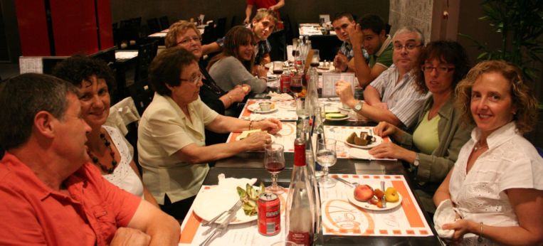 Trucos para no matar a tu cuñado en la cena de Nochevieja 17 Merca2.es cena5 Merca2.es