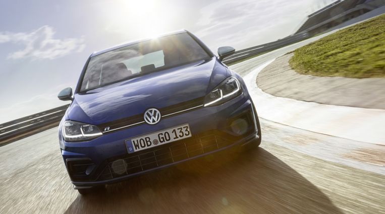 Seat roba protagonismo a Volkswagen y conseguirá el mejor año de su historia 1 Merca2.es Volkswagen Golf, Seat