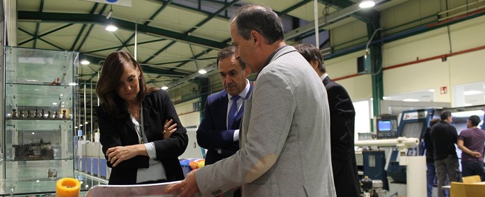 Las 25 personas más influyentes en España en el área de la educación 3 Merca2.es Clara sanz lopez okeyy Merca2.es