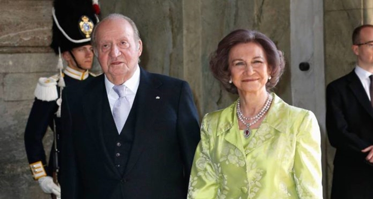 Juan Carlos I deja 'plantada' a Sofía