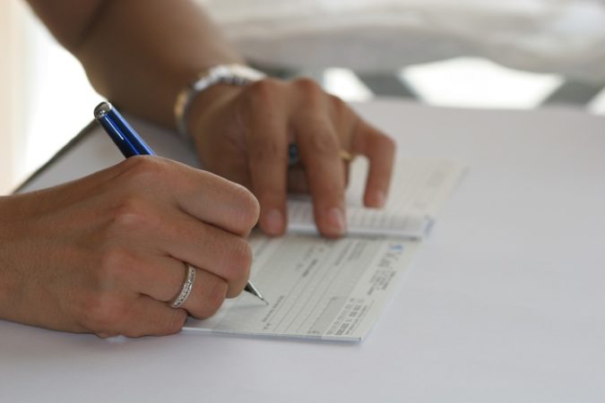 Cómo hacer una factura electrónica 7 Merca2.es obligaciones receptor factura electronica