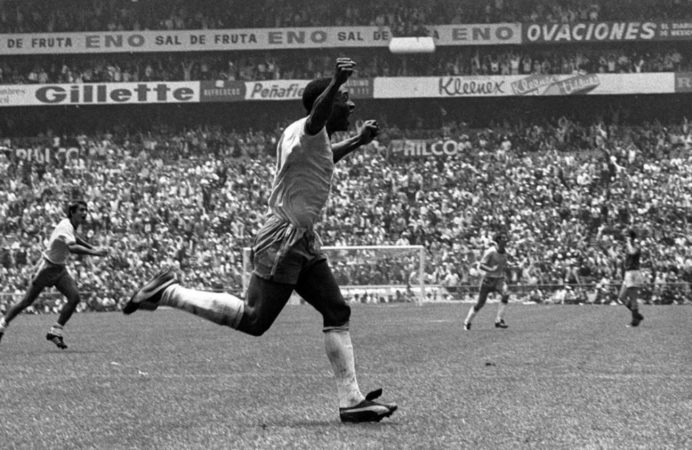 Adidas y Puma: dos hermanos enfrentados y un mismo producto 3 Merca2.es Pelé con zapatillas Puma