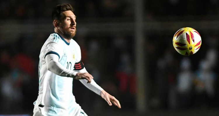 Contratos por los que Lionel Messi es el deportista mejor pagado en 2019 7 Merca2.es Vistiendo de Dolce Gabbana