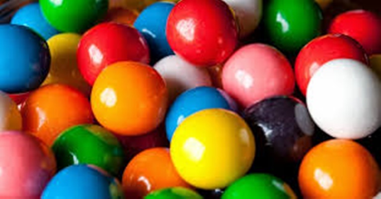 Bang Bang, Cheiw y otros chicles de sabores flipantes de tu infancia 5 Merca2.es Bolas de chicle que competían con Bang Bang