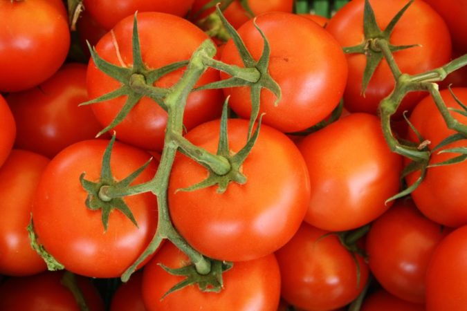 Estas son las verduras que ayudan a parar el cáncer 5 Merca2.es tomate