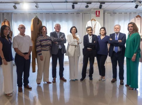 Adolfo Domínguez Adolfo Domínguez