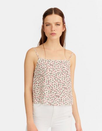 Stradivarius: 10 prendas por menos de 15€ en rebajas 6 Merca2.es Crop barato