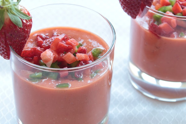 Formas de preparar un gazpacho sin el tomate como ingrediente principal 5 Merca2.es fresas
