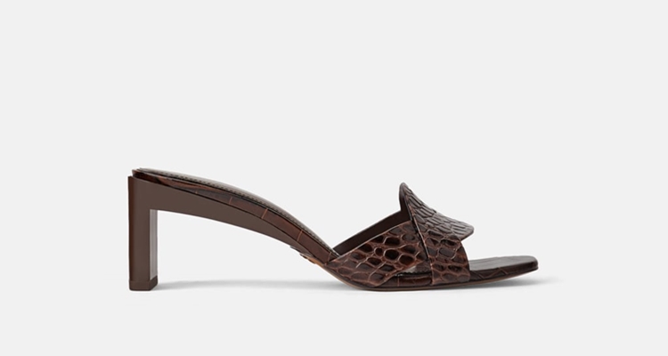 mejores sandalias Zara con estampado