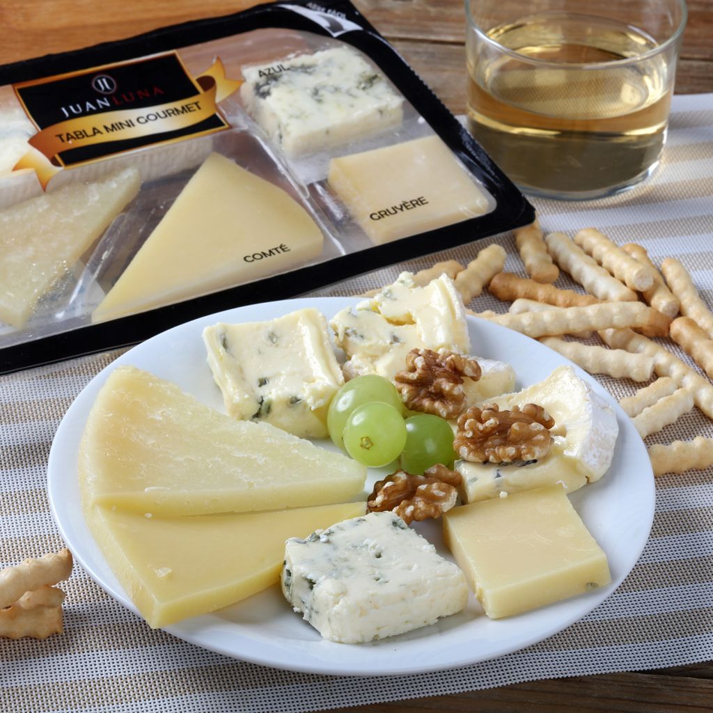 Esta sería la tabla de quesos perfecta con queso del Mercadona, Lidl, Carrefour y El Corte Inglés (apta para cualquier bolsillo)