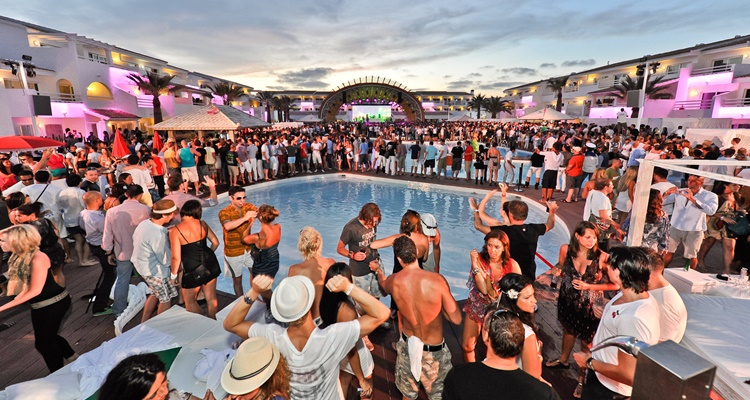 De fiesta en las Islas Baleares