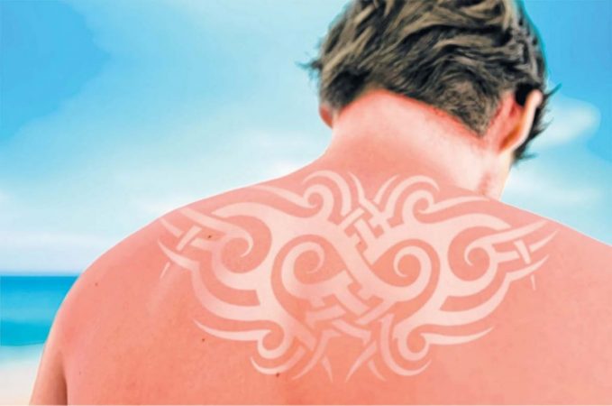 Los peligros de los tatuajes solares (sunburn tattoos) para tu piel 1 Merca2.es tatuaje solar