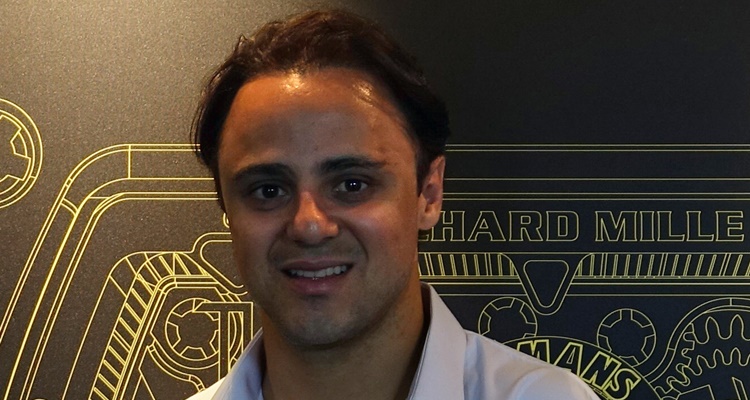 Felipe Massa tambien asegurado