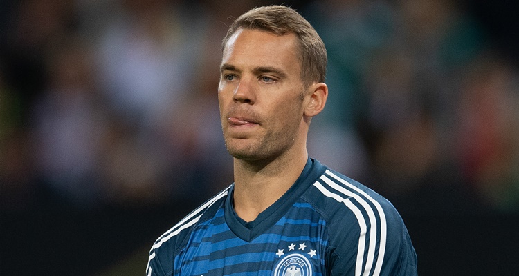 Las manos de Manuel Neuer