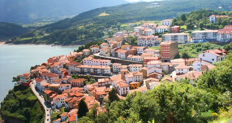 Lastres