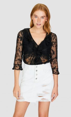 Stradivarius: 10 camisetas y tops para ir fashion esta primavera 4 Merca2.es Camiseta halter