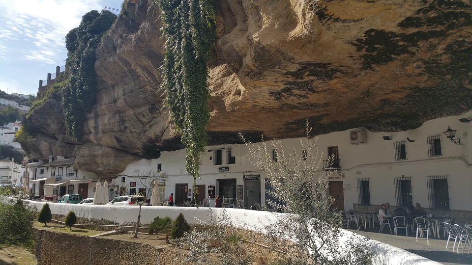 Setenil de las Bodegas, Andalucía pueblos España maravillas