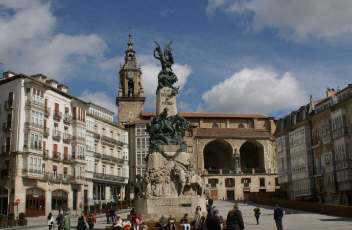 10 ciudades españolas en las que disfrutas del frío 8 Merca2.es Vitoria, ciudades españolas