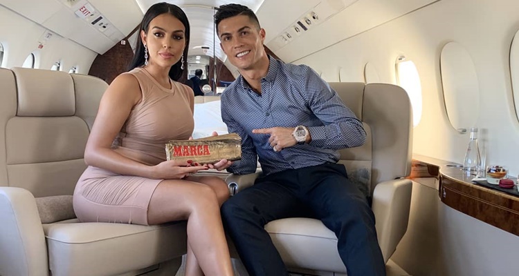 Cristiano Ronaldo otro avion propio como el de Enrique Iglesias