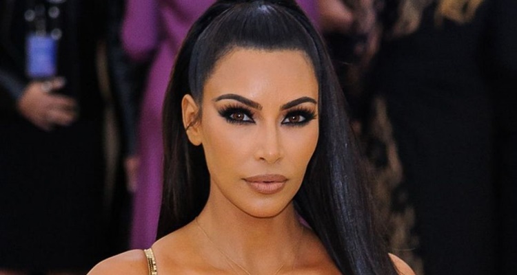 Kim Kardashian y su avion de 100 millones de dolares