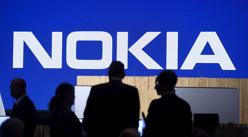 Tan duras como su mítico 3310: la inesperada realidad de las acciones de Nokia que sorprende al mercado 2 Merca2 Nokia bolsa previsiones