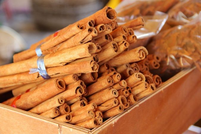 canela en caña