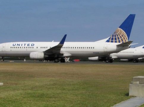 United Airlines United Airlines