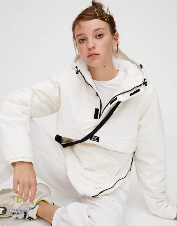 Cazadora canguro básica Pull & Bear