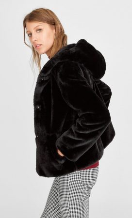 Cazadora con capucha de Stradivarius