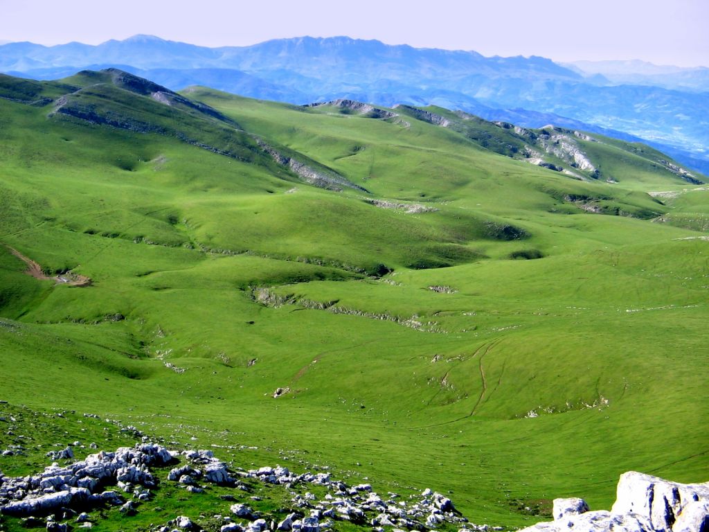 Aizkorri, País Vasco, senderos