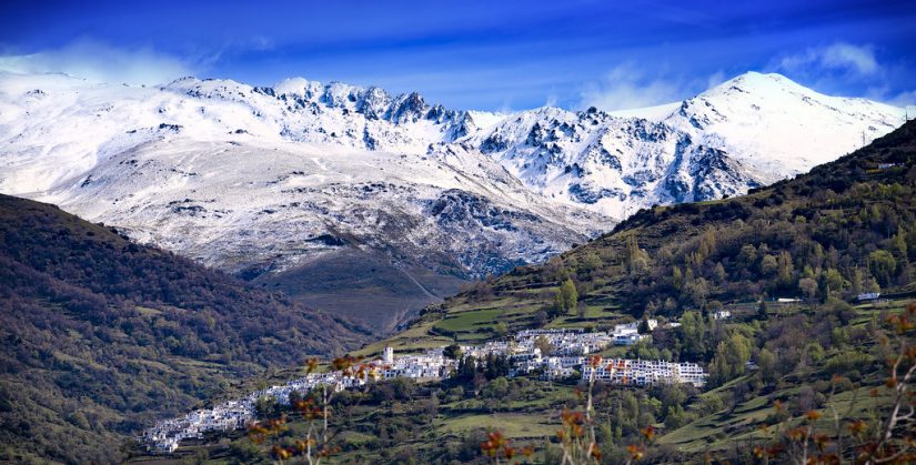 Las ciudades de montaña más bonitas de España 57 Merca2.es Capileira, ciudades de montaña España