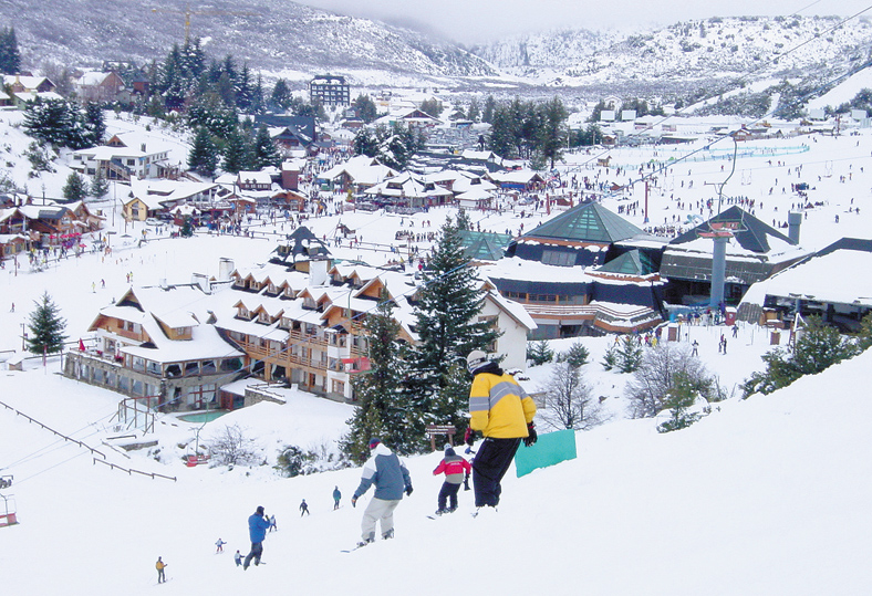Las estaciones de esquí de Candanchú, Cerler y Formigal acogerán las protestas ‘SOS Nieve’
