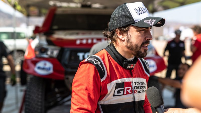 Fernando Alonso, ligado Toyota, McLaren